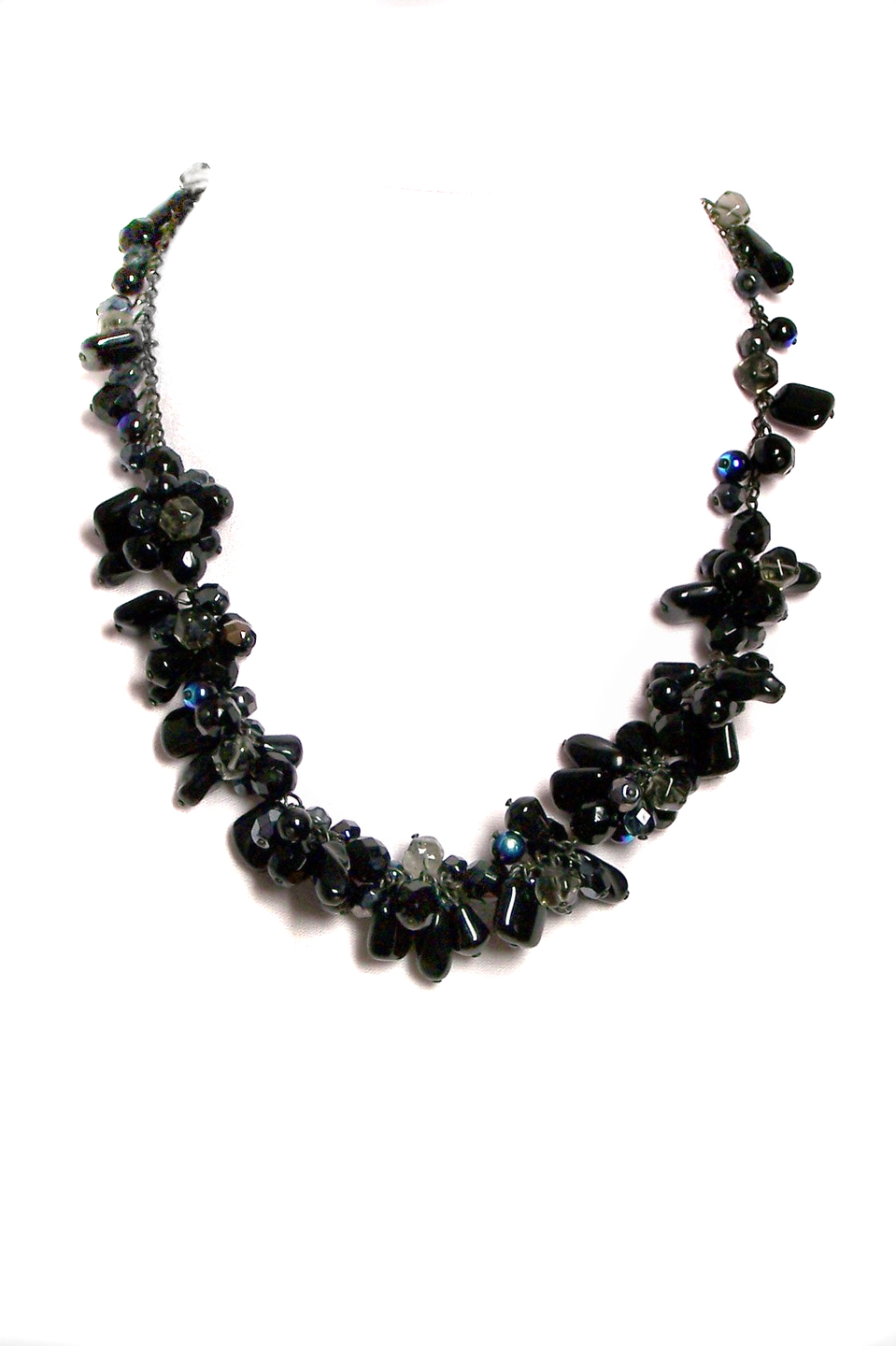 černý náhrdelník  3H48-8