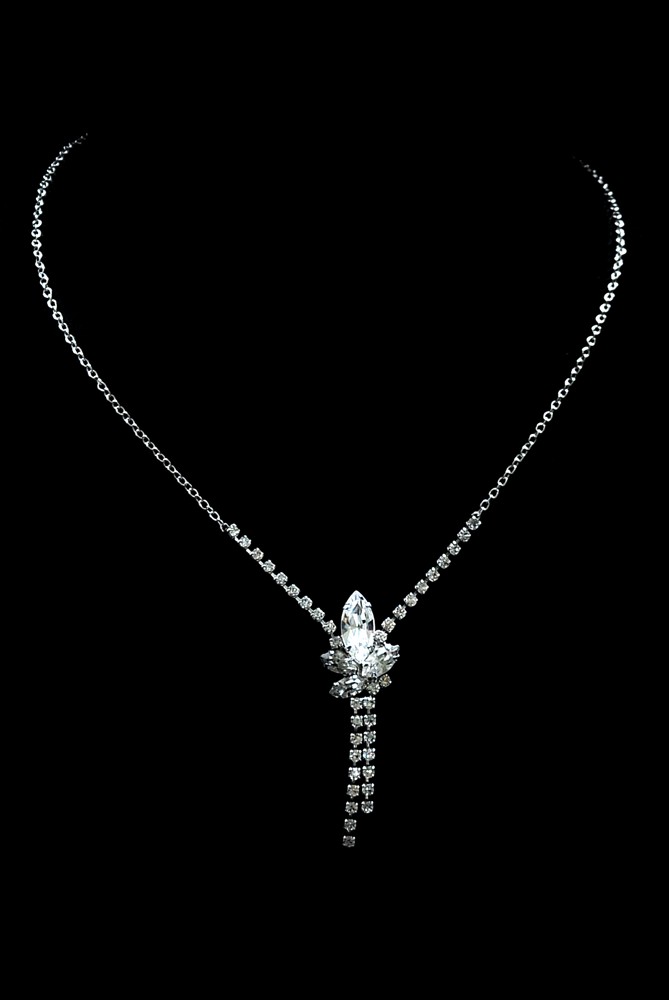 svatební bílý náhrdelník - štrasový 006212