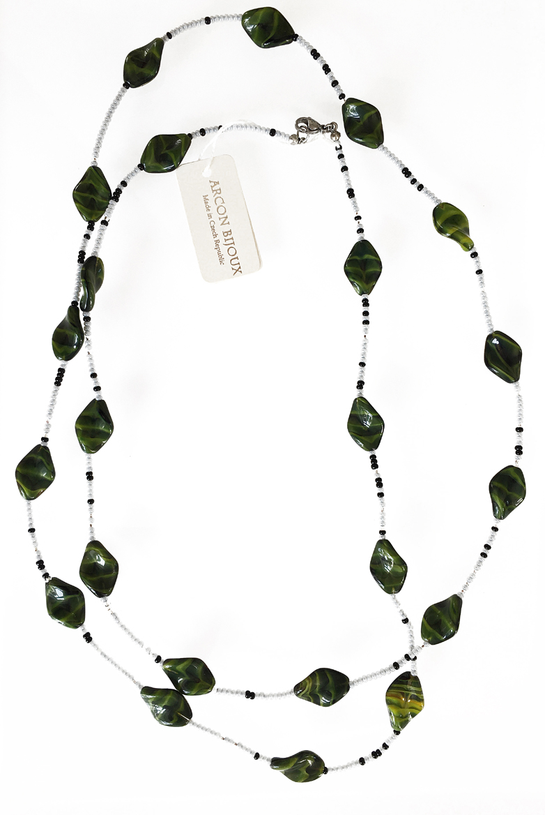 Dlouhý náhrdelník zelený 4H94S-91