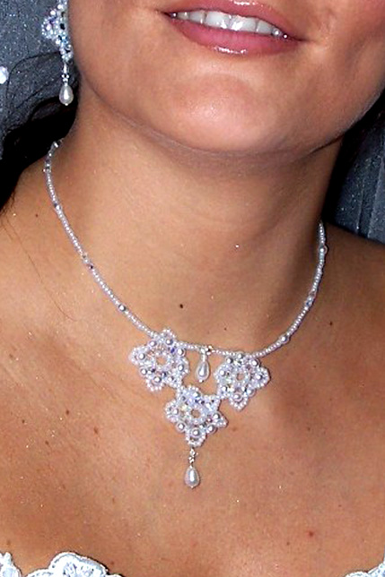 svatební bižuterie - bílý náhrdelník H610-17V
