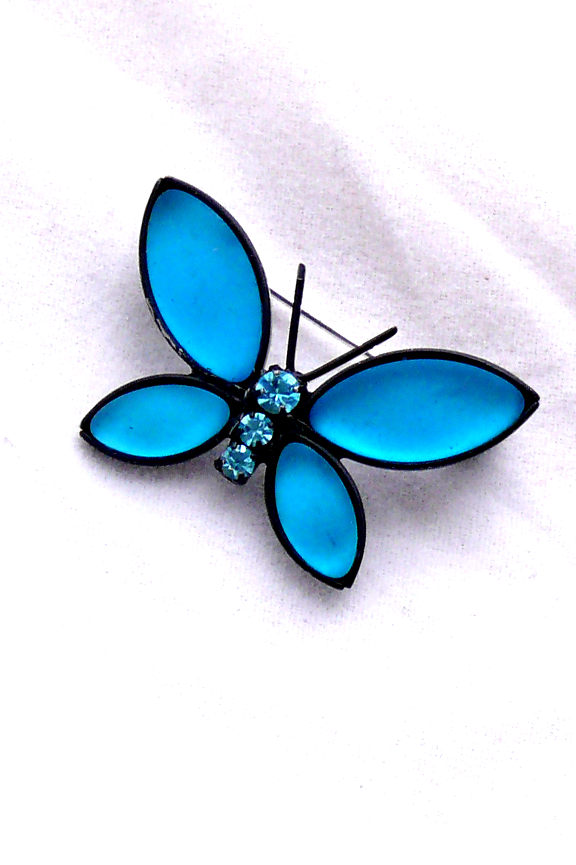 tyrkysová litá brož motýl 001144-T