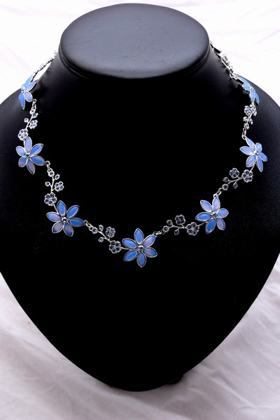 litý modrý náhrdelník 004221M