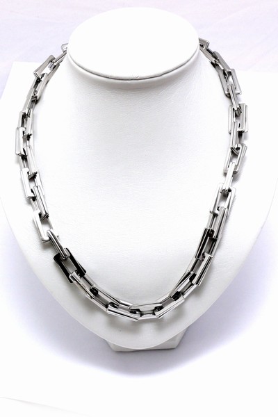 náhrdelník z chirurgické oceli