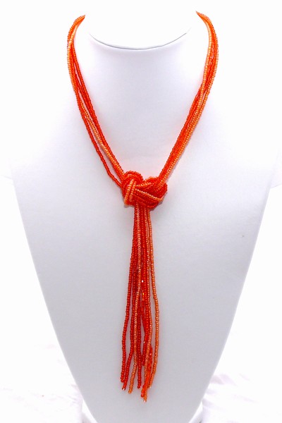 oranžový náhrdelník
