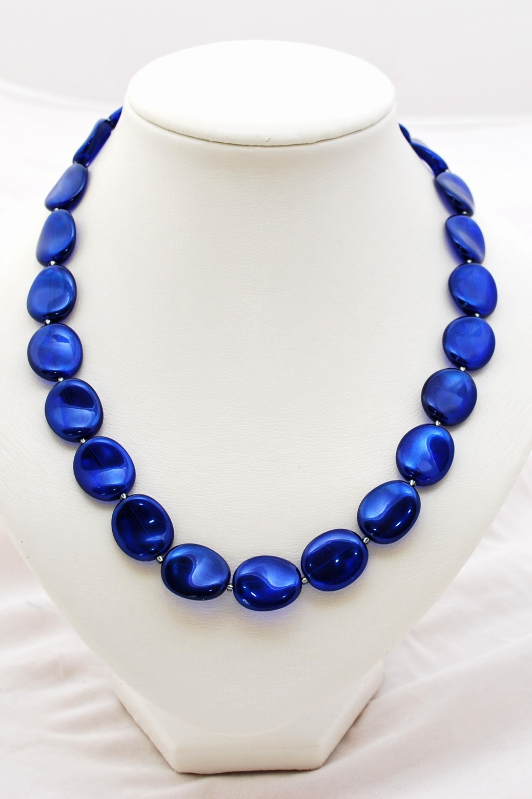 modrý náhrdelník
