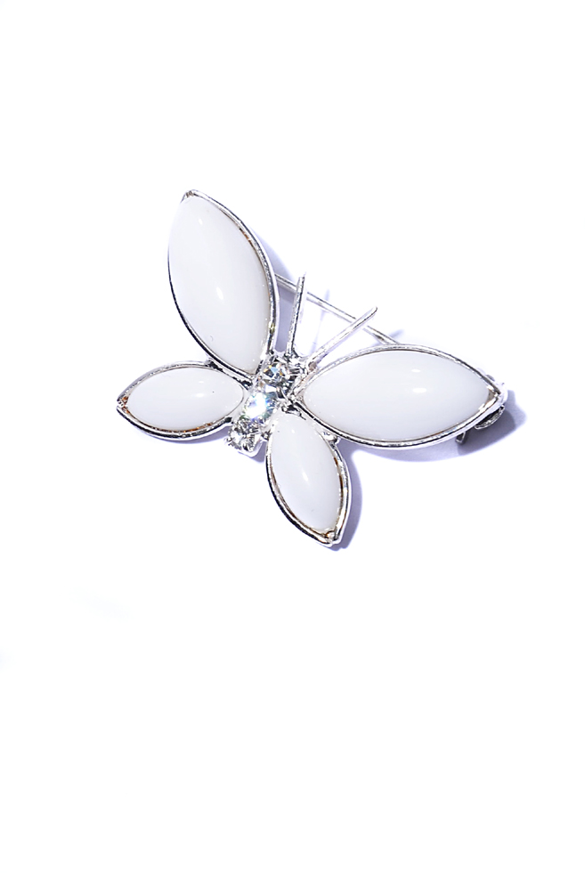Bílý motýlek - brož 001144-22