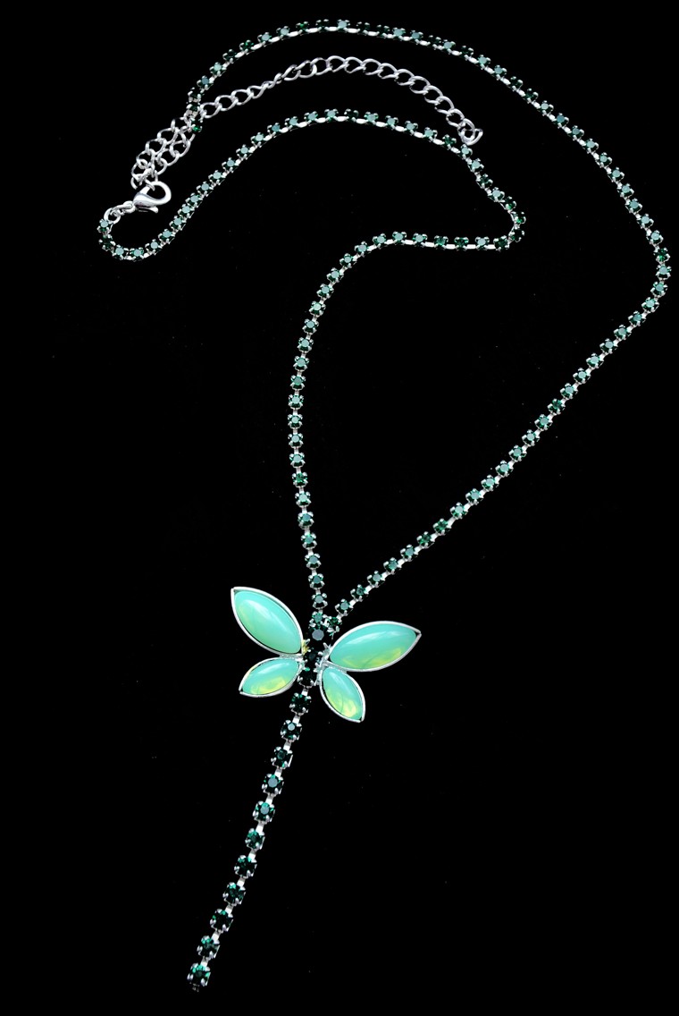 Štrasový náhrdelník s motýlkem 099138/4
