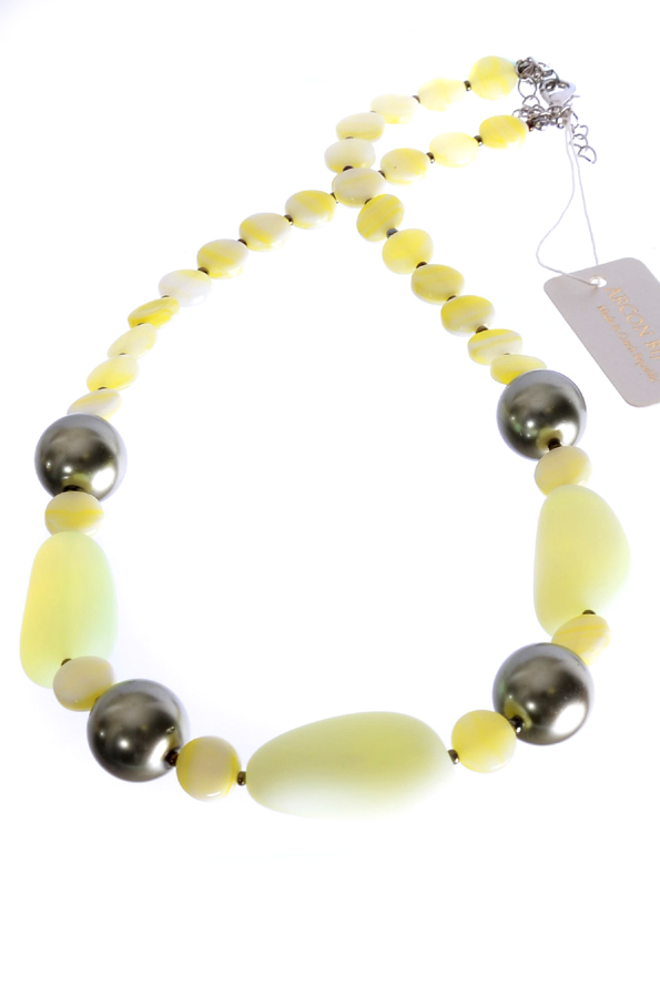 Žlutý náhrdelník